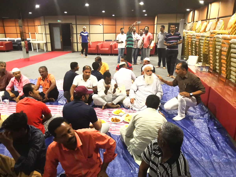 Pria Non-Muslim Ini Mulia Banget, Bangun Masjid dan Sediakan Buka Puasa Sebulan Penuh