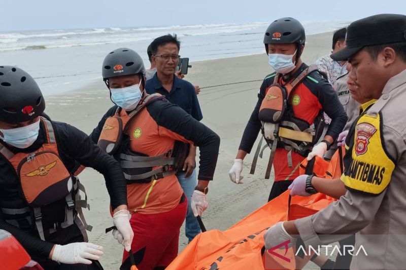 Setelah Pulau Enggano, Basarnas Temukan Jasad Pria Tanpa Identitas Baru di Pantai Mukomuko 