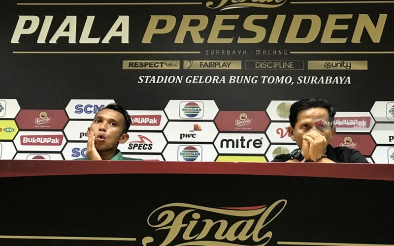 Pelatih Persebaya Djadjang Nurdjaman