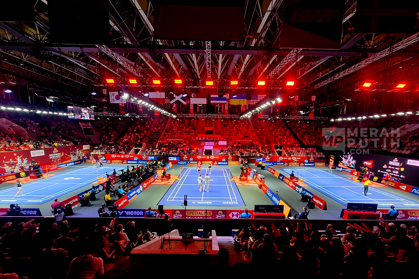 Badminton Lover Sambut Gelaran Bulu Tangkis Indonesia Open 2025 di Istora Senayan Jakarta