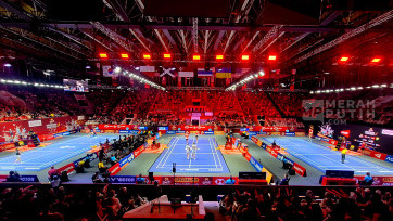 Badminton Lover Sambut Gelaran Bulu Tangkis Indonesia Open 2025 di Istora Senayan Jakarta