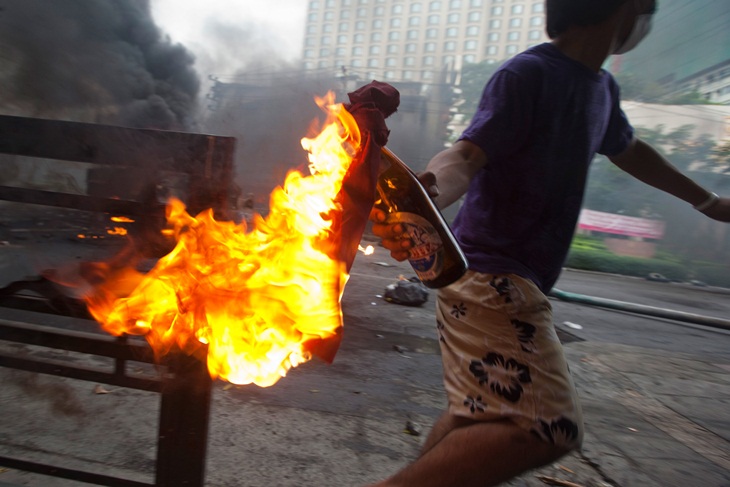 asal usul bom molotov