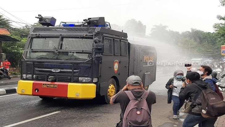 Gegara Acara Rizieq Shihab, Kawasan Petamburan Disemprot Disinfektan
