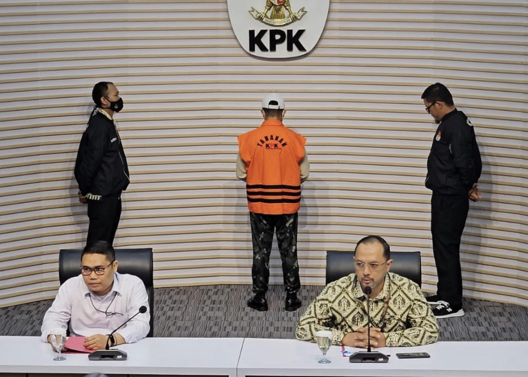 KPK Tahan Penyuap Gubernur Malut
