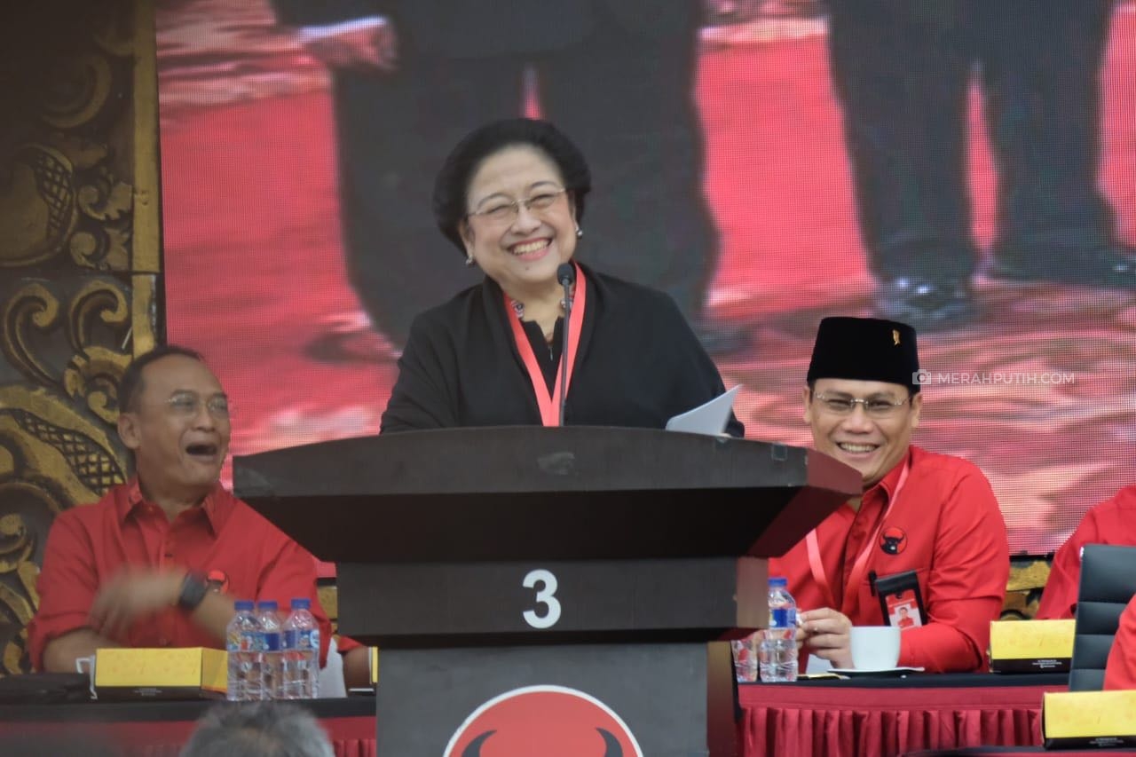 Megawati: Saya Satu-Satunya Perempuan di Kalangan Laki-Laki Ganteng
