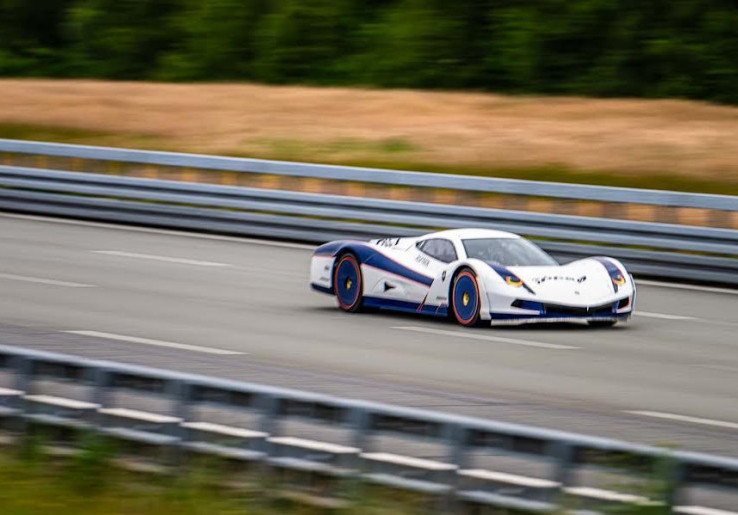 Aspark SP600 Pecahkan Rekor Hypercar Listrik Terkencang, Melaju 438,7 Km/Jam