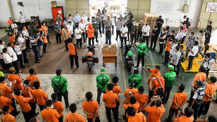 Paket Bantuan Korban COVID-19 tak Sepadan dengan Retorika Pejabat di TV