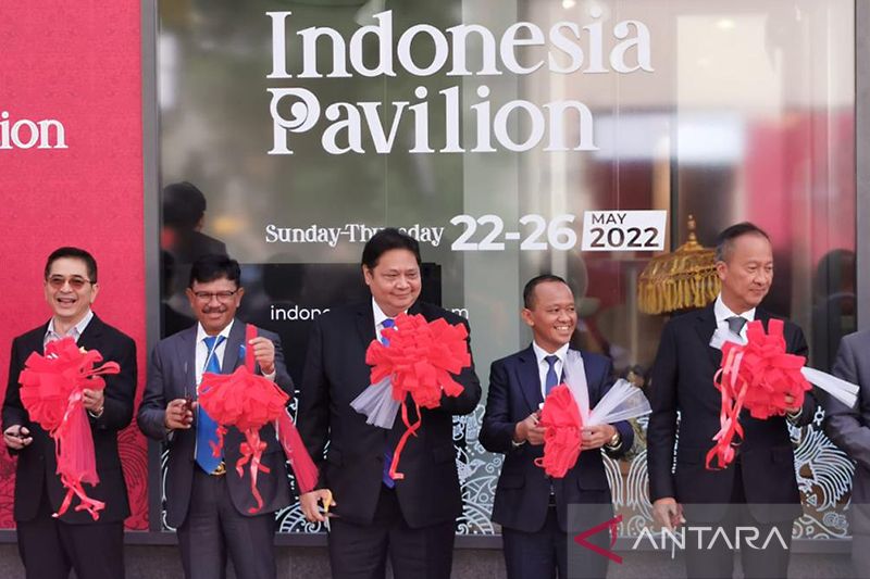 Menteri Koordinator Bidang Perekonomian Airlangga Hartartodi Davos, Swiss, Selasa (25/5/2022). (ANTARA/HO-Kemenko Perekonomian)