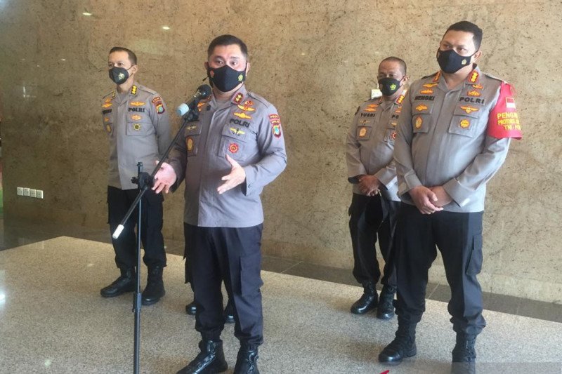 Kapolda Metro Jaya Irjen Pol Fadil Imran saat konferensi pers usai memberi arahan kepada Bhabinkamtibmas di JI Expo Kemayoran Jakarta Pusat, Senin (24/5). ANTARA/Mentari Dwi Gayati