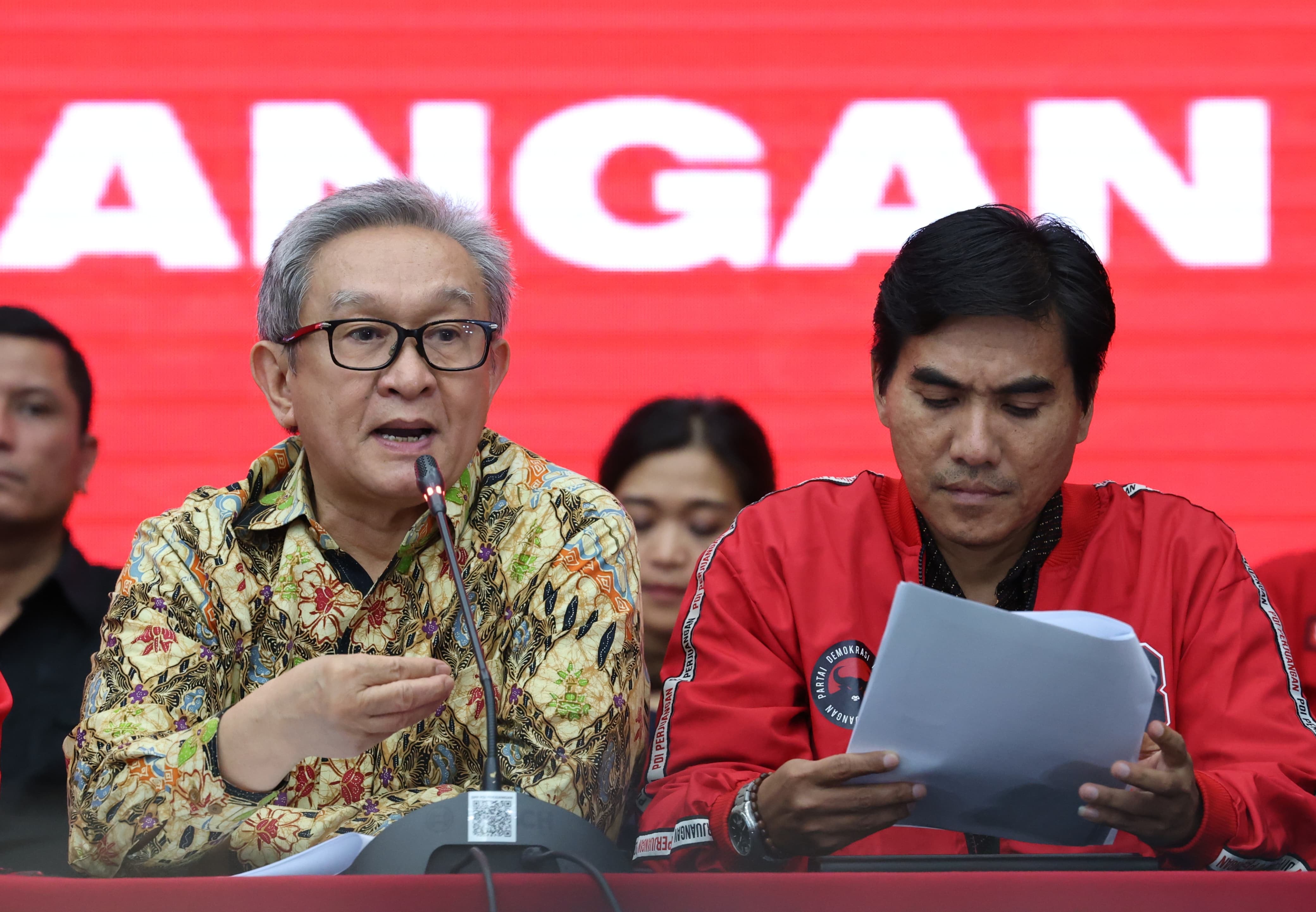 Maqdir Ismail Sebut Dakwaan KPK terhadap Sekjen PDIP Hasto Hanya Copy Paste