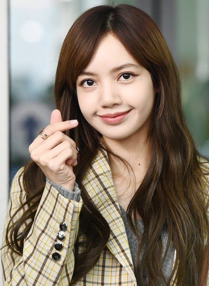 lisa blackpink