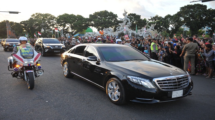  Ribuan Warga Bali Antusias Sambut Raja Salman