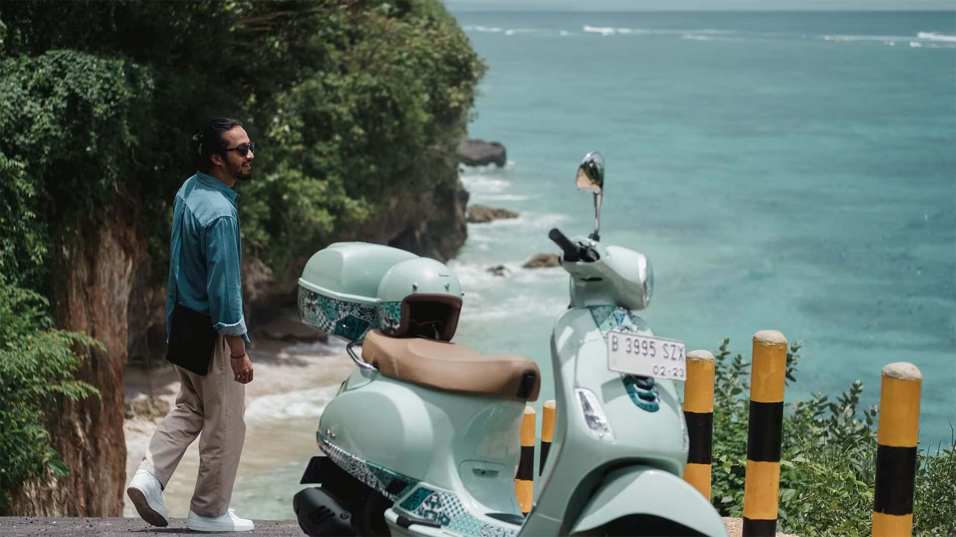 Piaggio Rayakan Budaya Indonesia dalam Vespa Primavera Batik