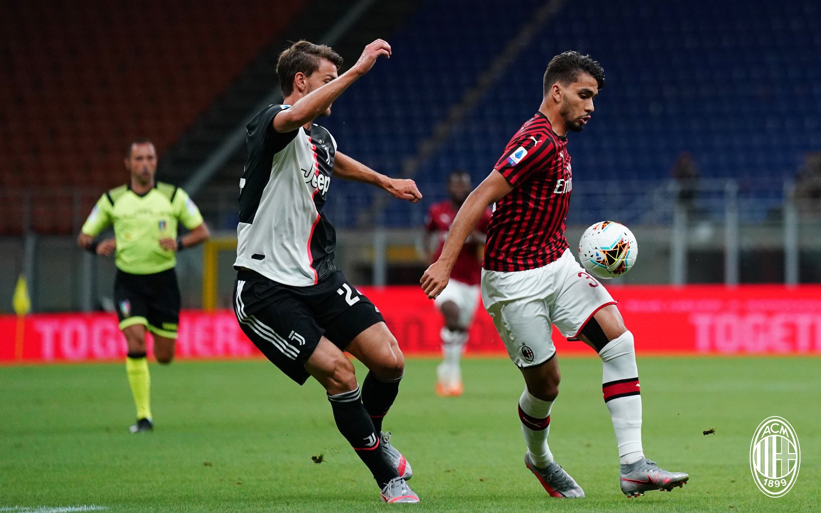 Hasil Pertandingan Liga-liga Eropa: AC Milan Bungkam Juventus, Arsenal Imbangi Leicester
