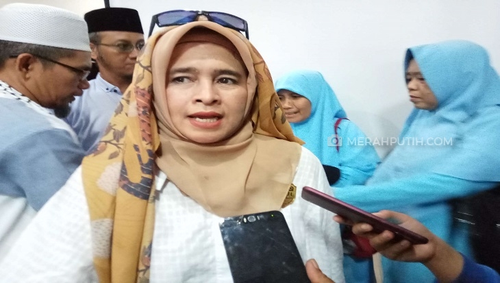 Kampanye di Solo, Neno Warisman Bekali Pengawas TPS dengan Aplikasi Canggih