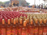 Bea dan Cukai Tanjung Perak Musnahkan Belasan Ribu Minuman Keras Ilegal