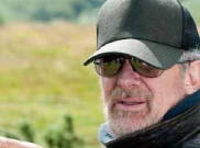 4 Fakta tentang Steven Spielberg, Nomor 4 Bukti Idealismenya