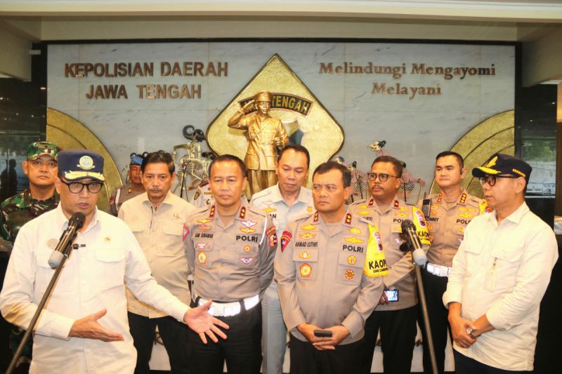 Menhub Mewanti-wanti Tradisi Balon Udara saat Lebaran Tidak Mengganggu Penerbangan