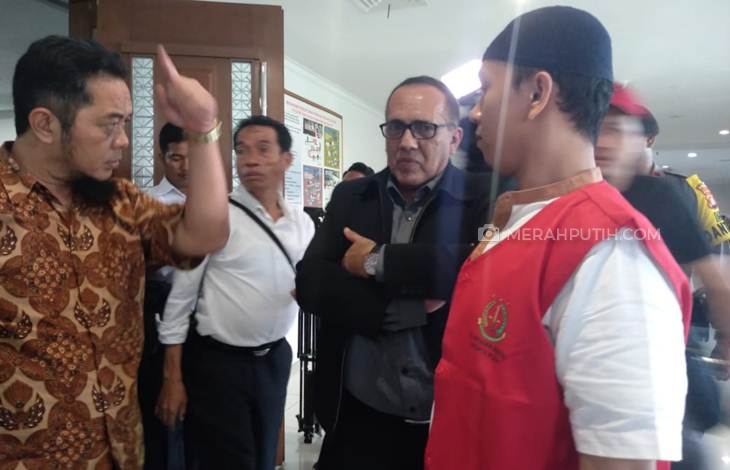 Sidang Tuntutan Terdakwa Pengancam Penggal Jokowi Ditunda