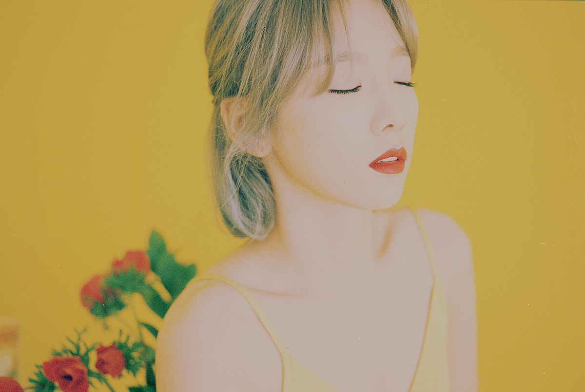 Tampil Sensual, Taeyeon SNSD Goda Fans Lewat Teaser Foto Album Terbaru