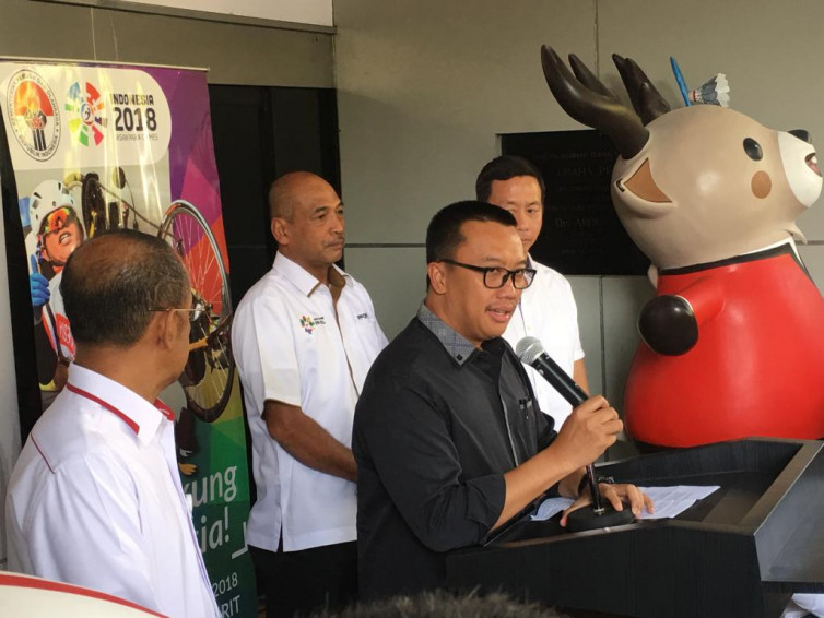 Menpora Minta Kompetisi Sepak Bola Indonesia Dihentikan Dua Minggu
