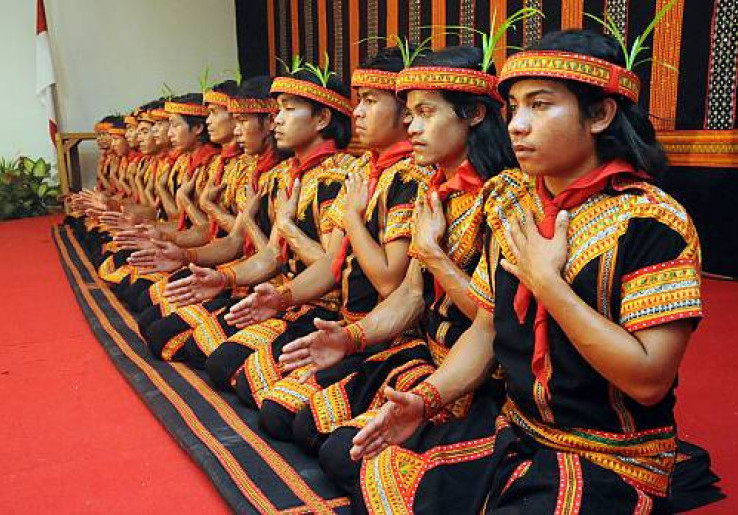 Mengenal Tari Saman beserta Sejarah dan Maknanya