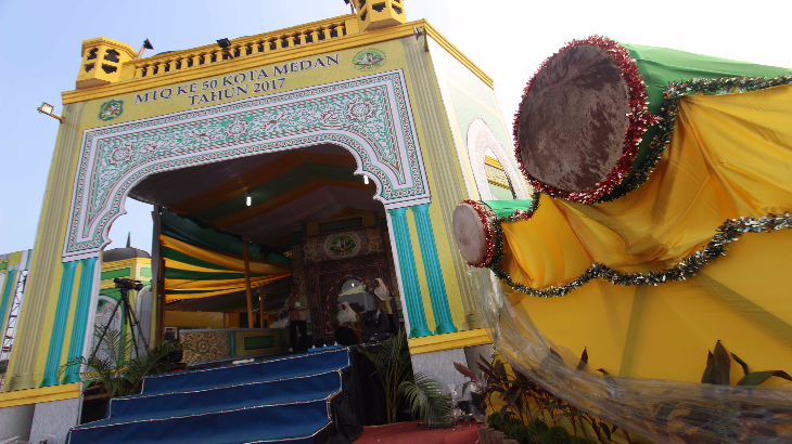 Dua Gajah Meriahkan Pawai Pembukaan MTQ 