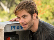 Chris Pine Nyaris Bangkrut sebelum Proyek Syuting 'Princess Diaries 2'