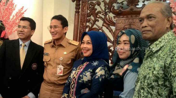 Mpok Sylvi Kunjungi Balai Kota, Ada Apa ya?