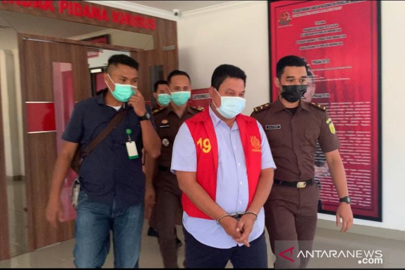 Kadishub Batam Rustam Efendi Ditetapkan Tersangka Korupsi
