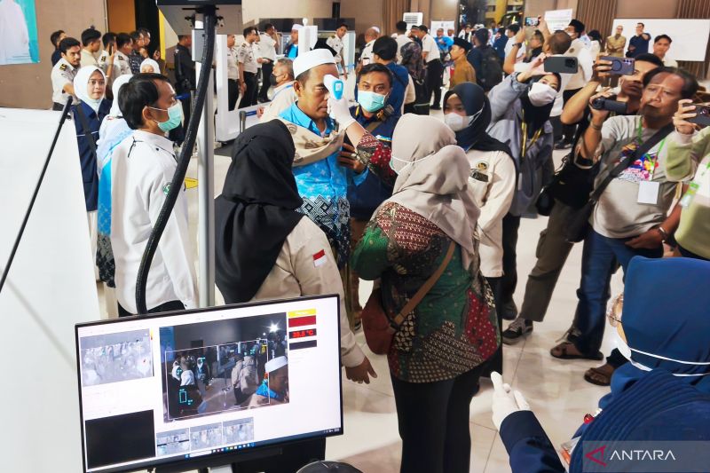 Jemaah Haji Mulai Tiba di Indonesia, Jika Sakit Dipulangkan Setelah Sembuh