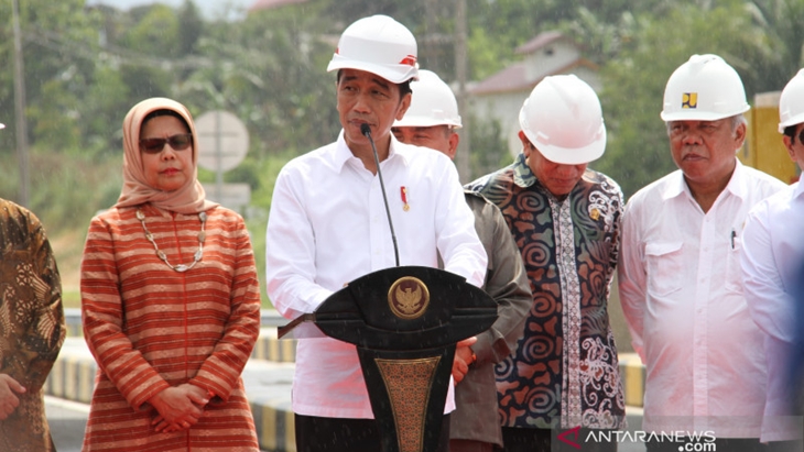 PPKM Diperpanjang sampai 30 Agustus 2021, Jokowi Longgarkan Kegiatan Masyarakat