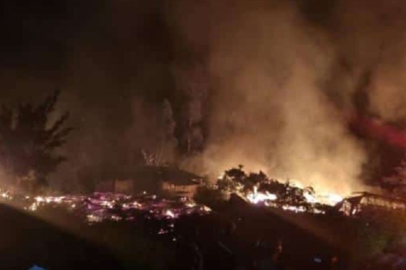2 Kubu Pilkada Puncak Jaya Kembali Bentrok: 1 Orang Tewas, Rumah-Rumah Dibakar