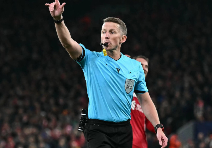Alejandro Hernandez Ditunjuk Jadi Wasit Barcelona vs Real Madrid, ini Rekornya
