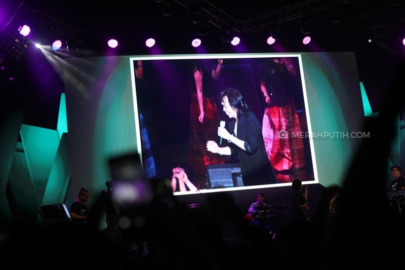 Chrisye Live by Erwin Gutawa Synchronize Fest 2019