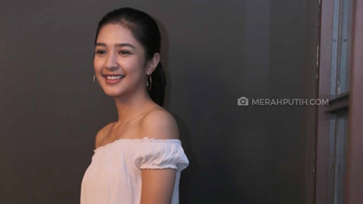 Mikha Tambayong Ingin Rutin Ikut Kegiatan Amal