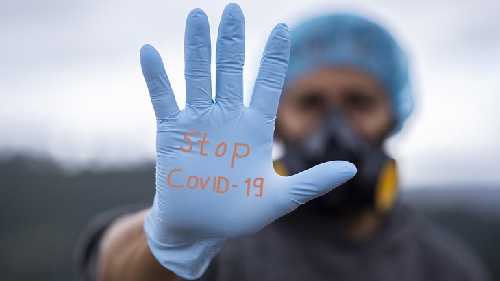 Tetap Waspada COVID-19 pada Liburan Nataru