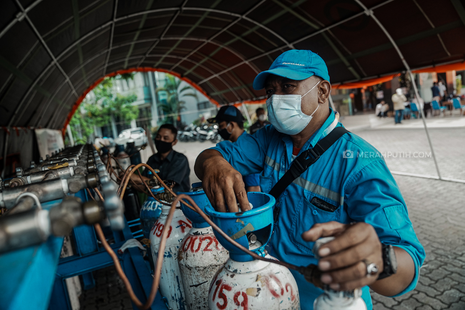 Pemkot Tangerang Buka Posko Pengisian Oksigen Gratis