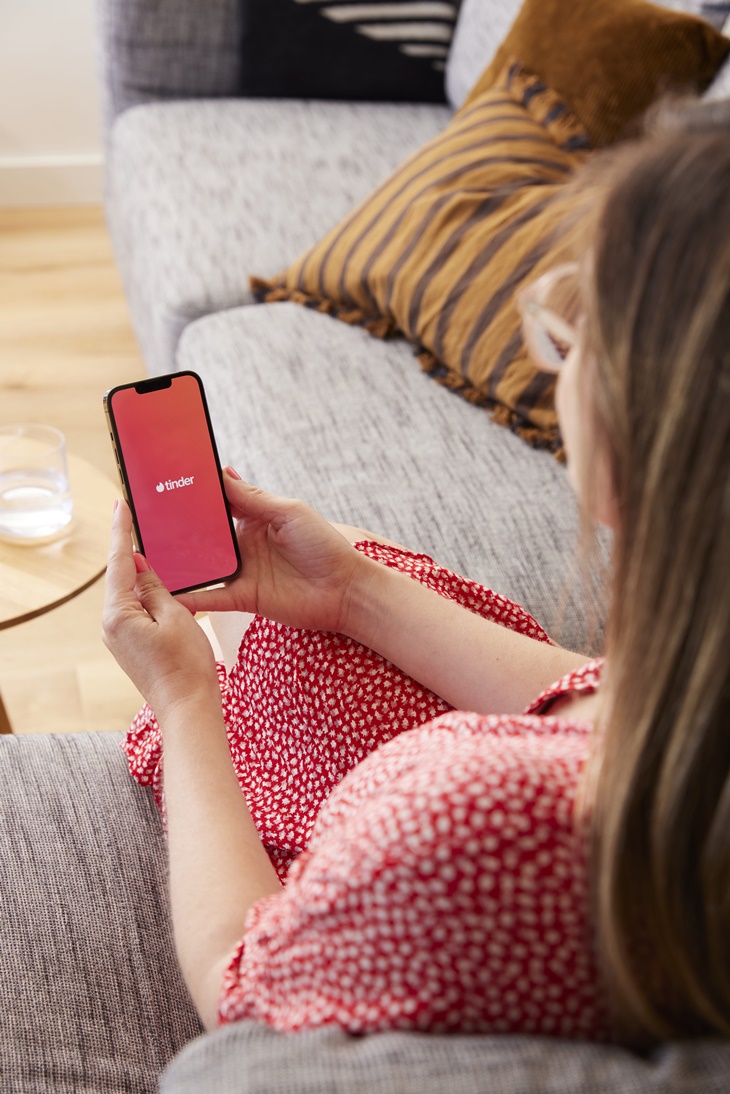 Cari Mutual Baru di Fitur 'Tinder Paspor'