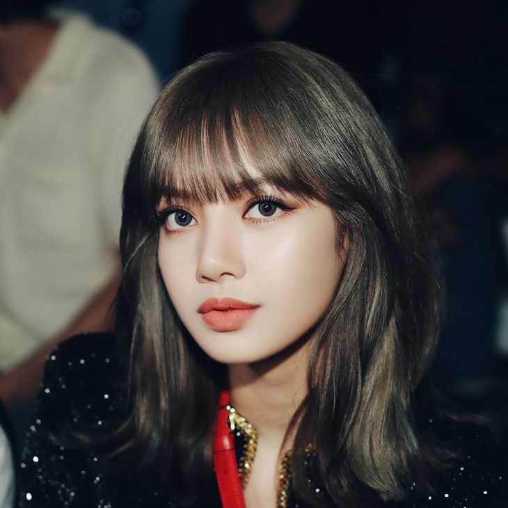 lisa blackpink