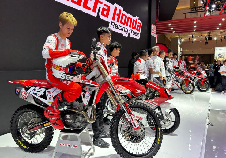 Crosser Muda Binaan AHM Siap Turun di FIM Motocross World Championship
