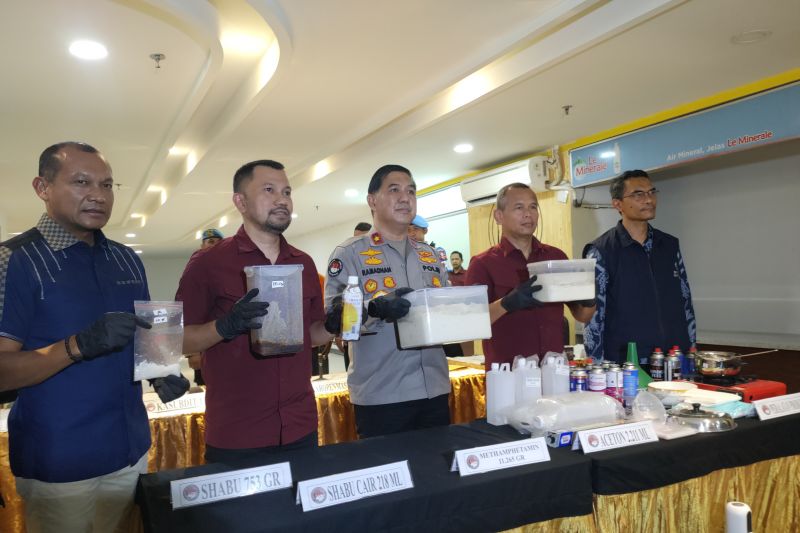 Polri Bongkar Pabrik Sabu Jaringan Iran di Jakarta Barat
