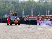 Presiden Joko Widodo Hadiri Peringatan HUT Bhayangkara ke 78 di Lapangan Monas 