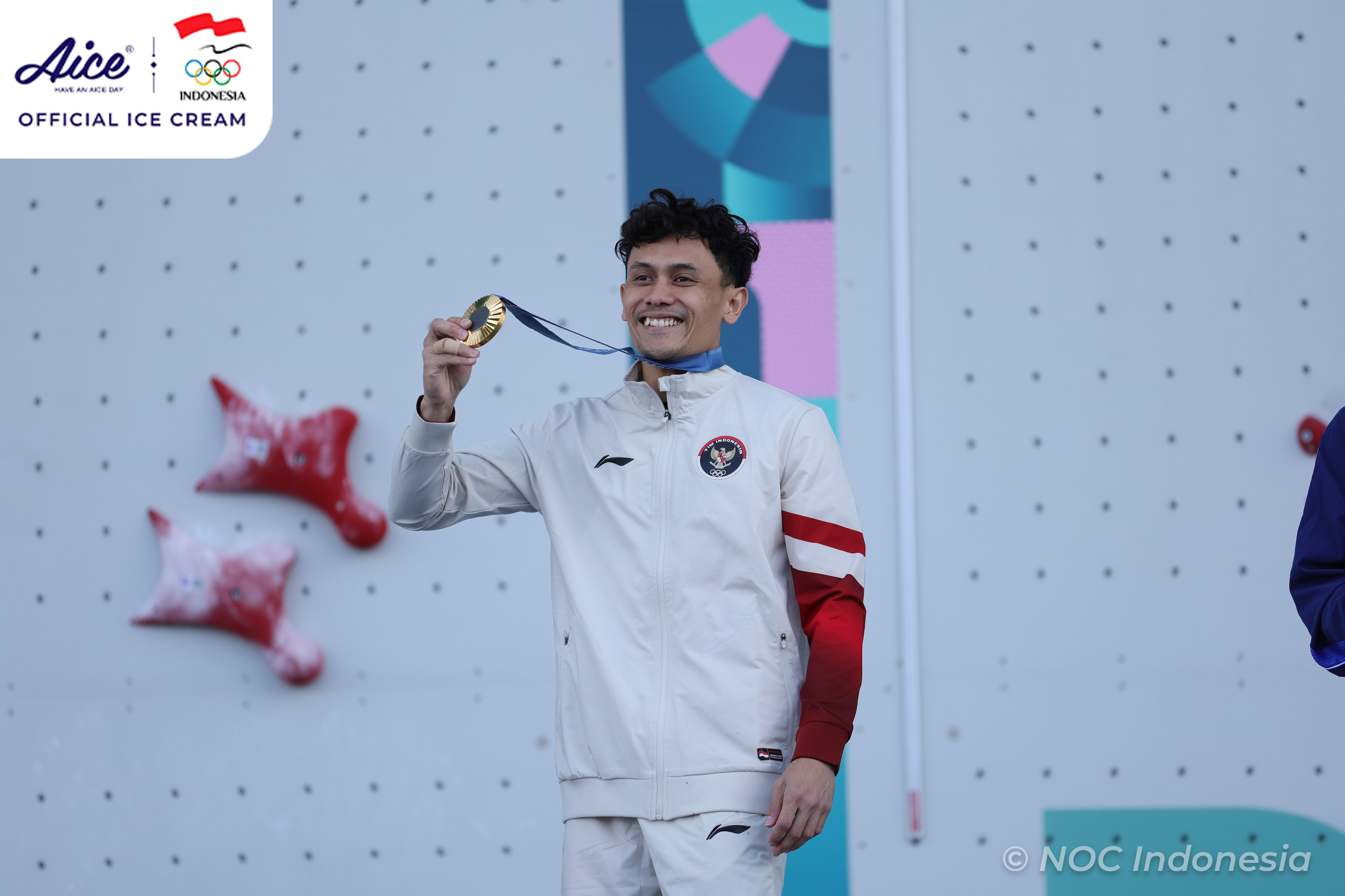 Medali Emas Pertama Olimpiade Selain Bulutangkis, CdM : Ini Sejarah!