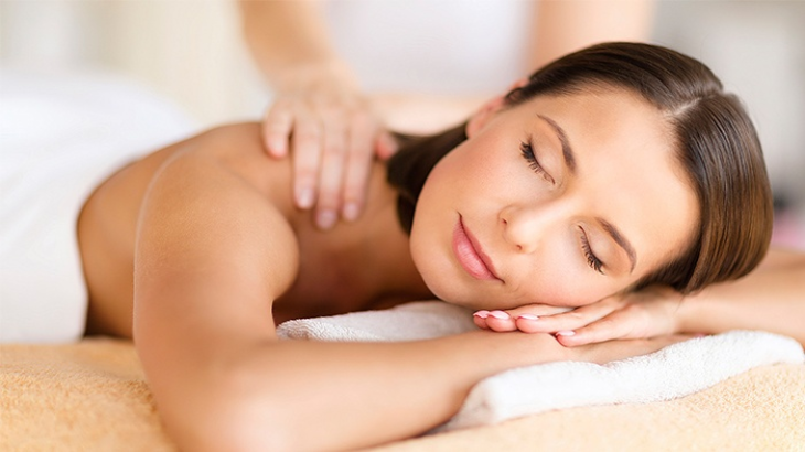 Yuk Rasakan Dipijat Pakai Bambu di Bambu Spa