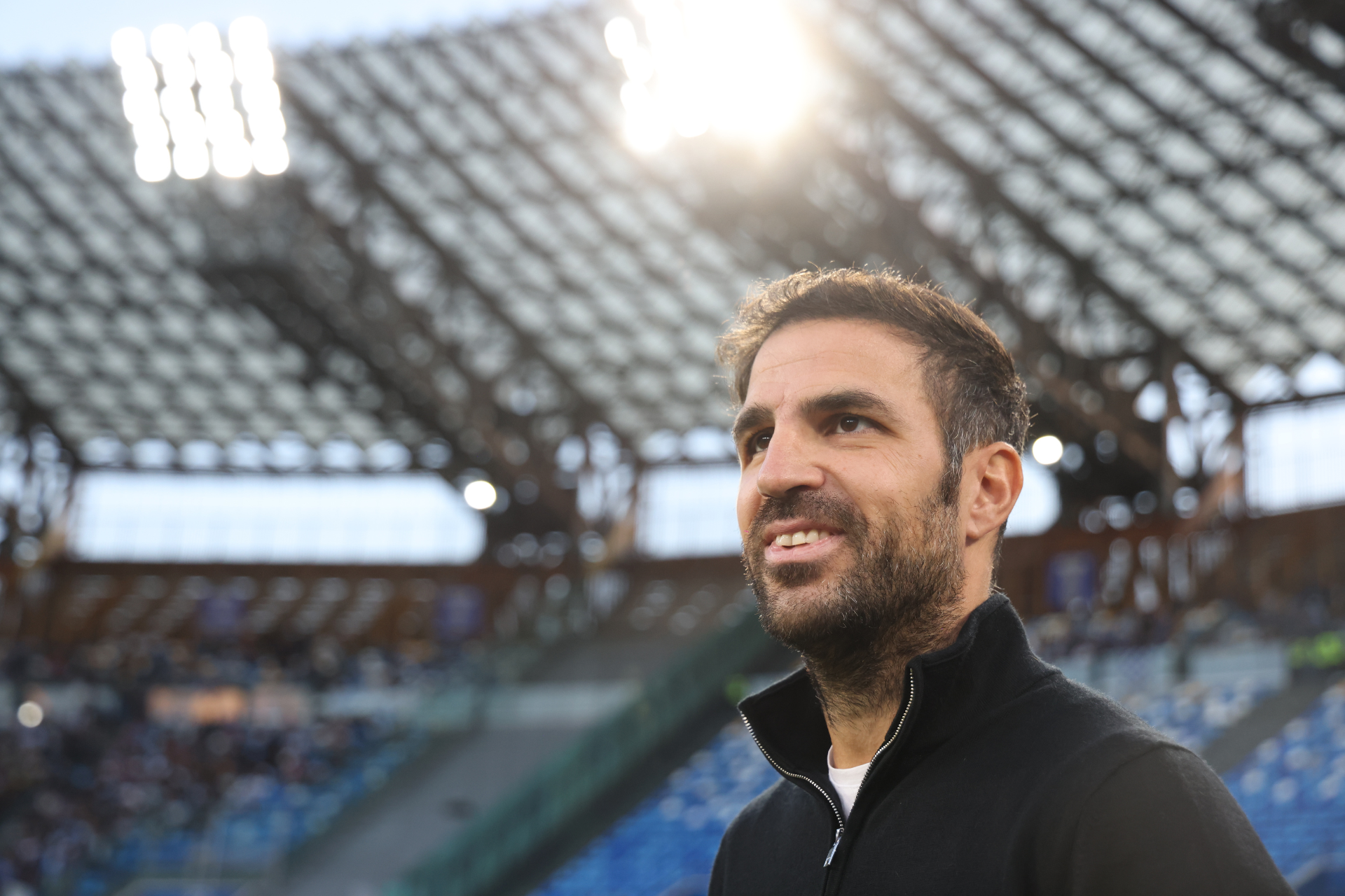 Tolak Tawaran Bayer Leverkusen, Cesc Fabregas Pilih Bertahan di Como