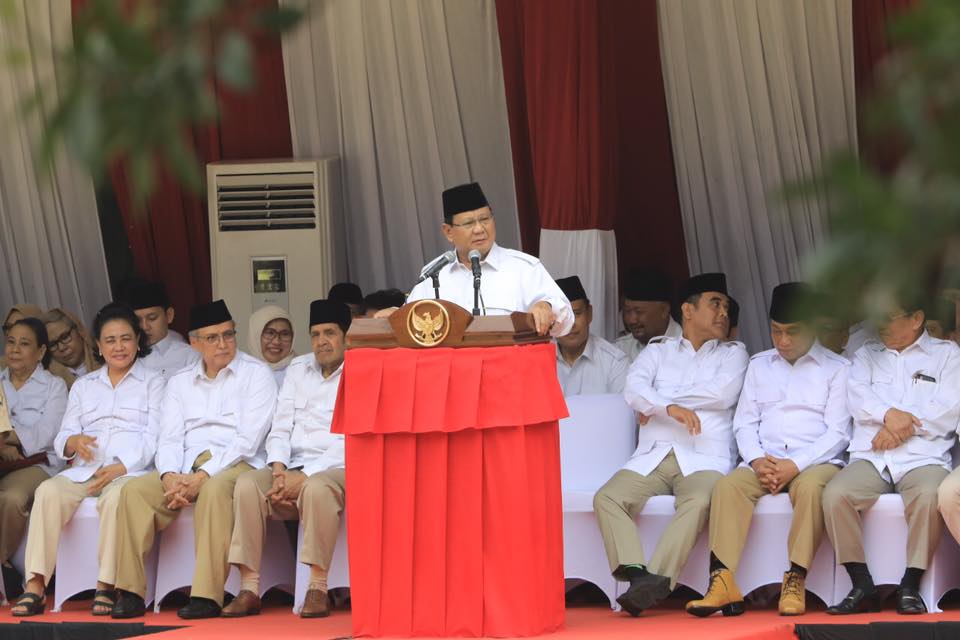 Prabowo: Rakyat Harus Kerja Keras, Tantangan Makin Berat