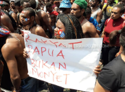 Massa Mengatasnamakan OPM Demo di Depan Istana, 'Papua Itu Bintang Kejora' Menggema