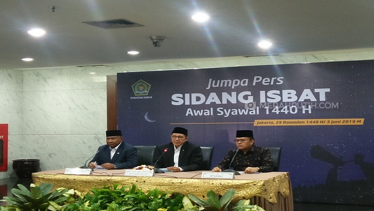 Menteri Agama Lukman Hakim Saifuddin memimpin sidang Isbat 1 Syawal 1440 Hijriah. Foto: MP/Asropih