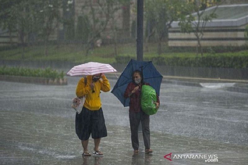 Prakiraan Cuaca Jakarta Jumat (23/9): Pagi Cerah Berawan, Siang Hujan